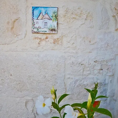 Leonardo Trulli Hotel *