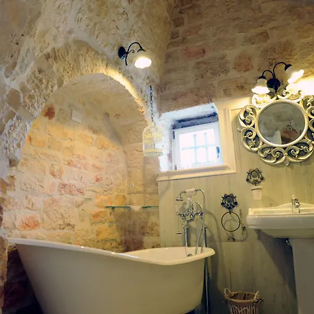 Leonardo Trulli Hotel