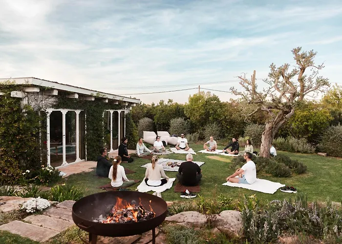 Hotel Leonardo Trulli *