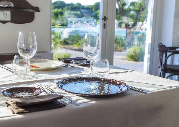 Leonardo Trulli Hotel *