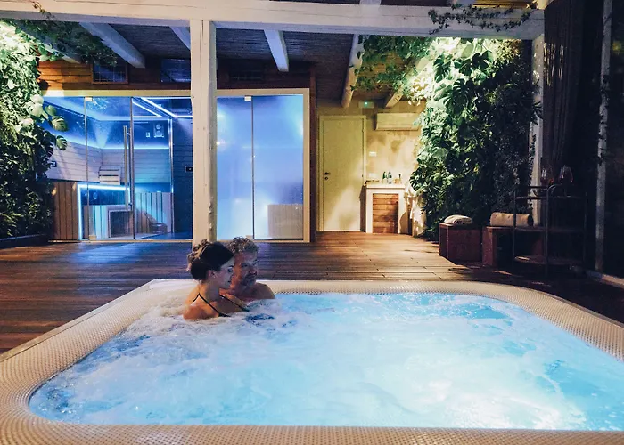 Hotel Leonardo Trulli